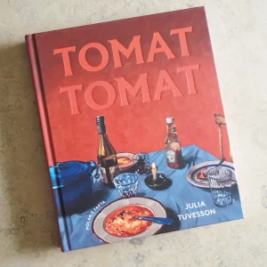 Tomat Tomat - Julia Tuvesson