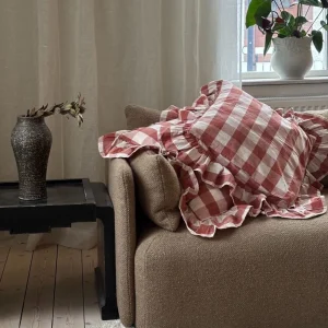 Midnatt Kuddfodral med volang - Bertel