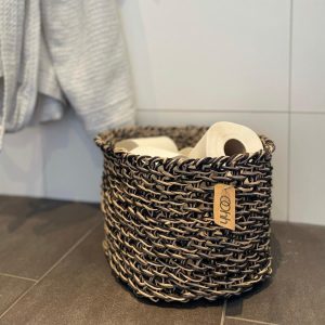 Korgar flätade i återvunnet papper 2st – natur/svart