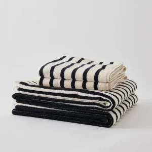 Tell Me More Bonnie Bath Towel - Black
